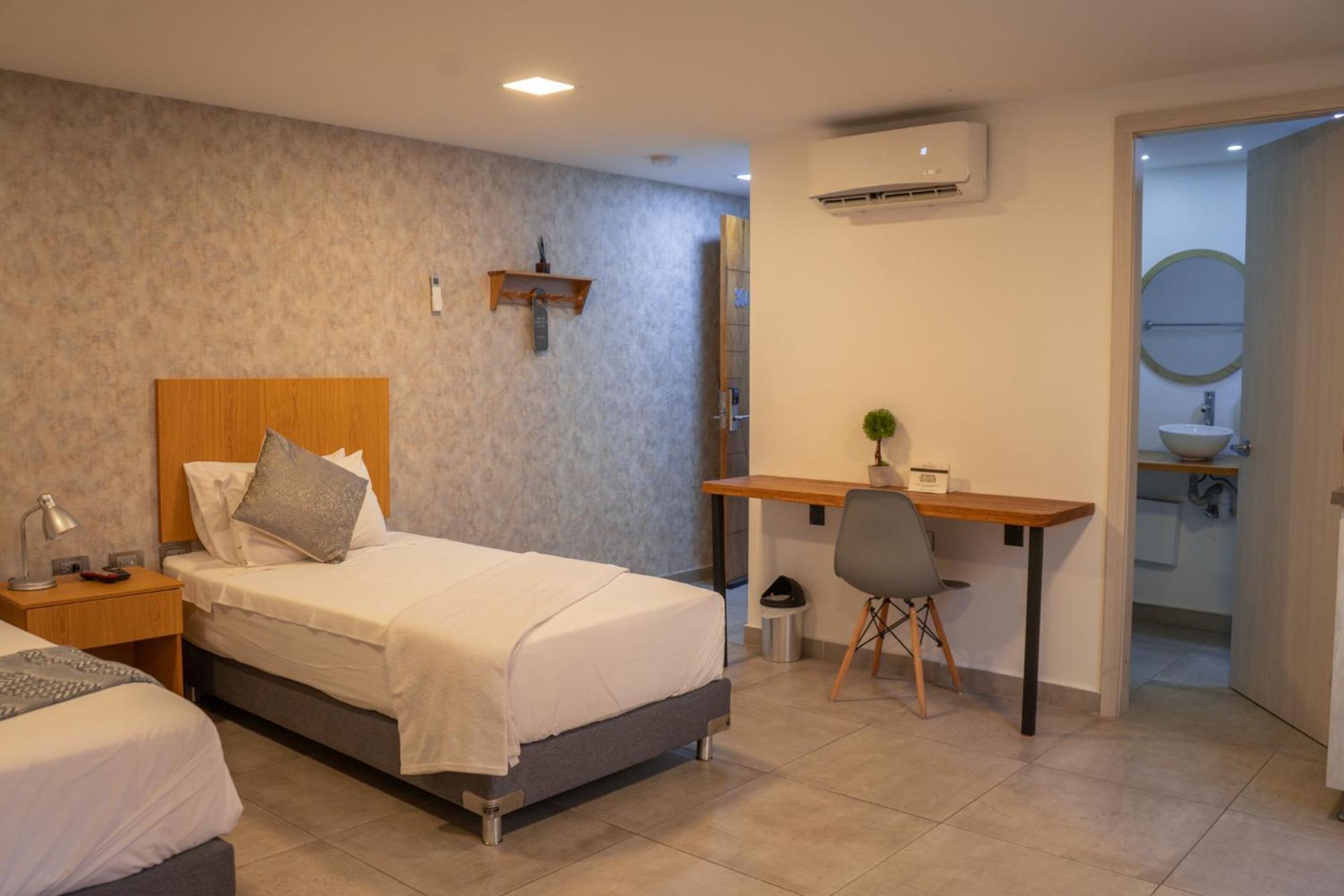 Hotel Bambu Milla De Oro Медельин Экстерьер фото