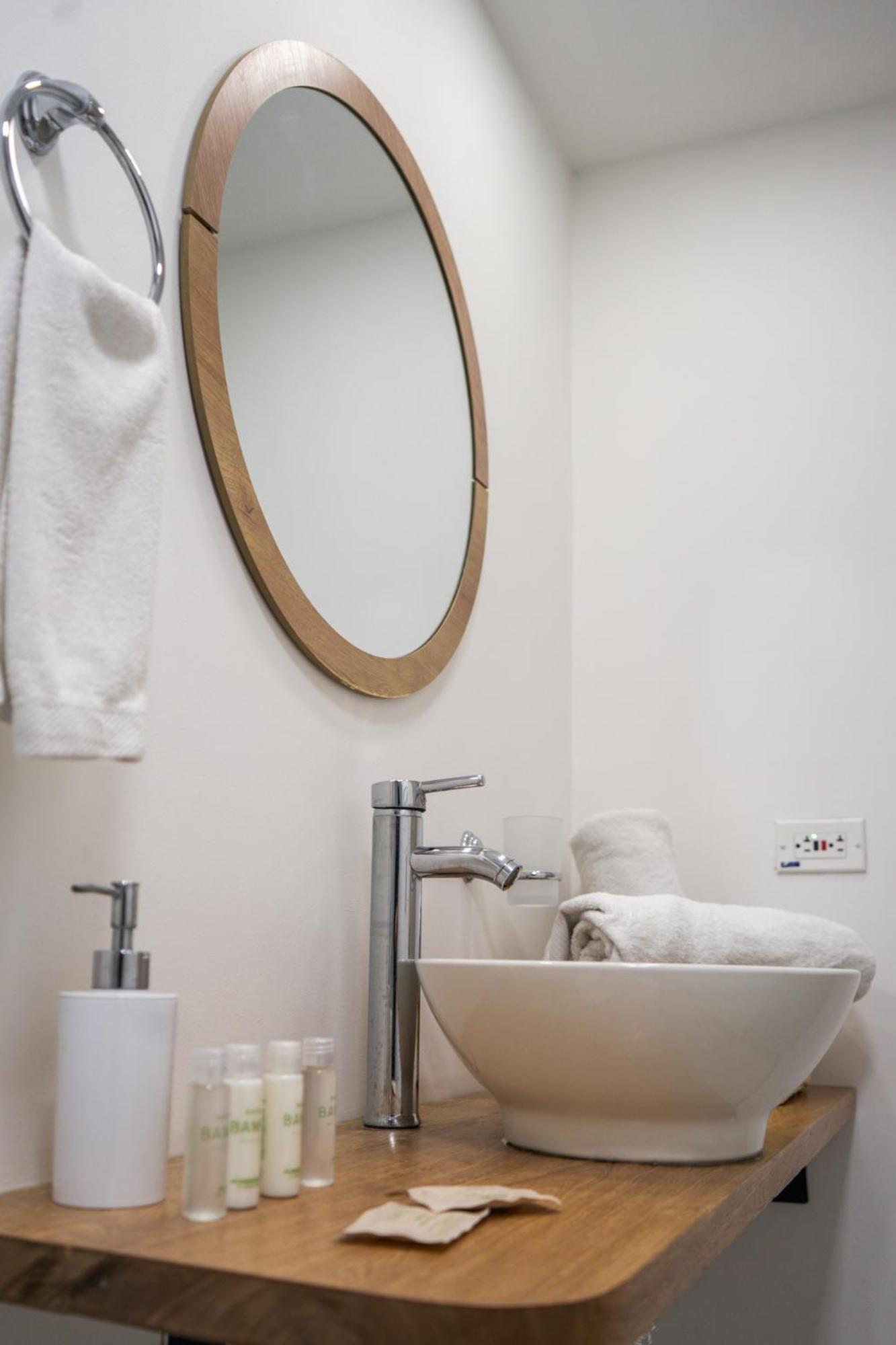Hotel Bambu Milla De Oro Медельин Экстерьер фото