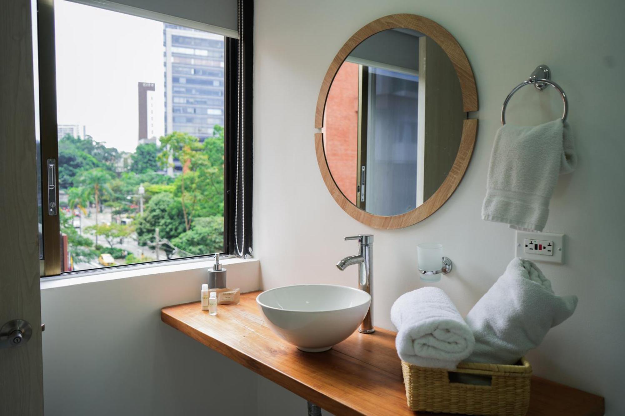Hotel Bambu Milla De Oro Медельин Экстерьер фото